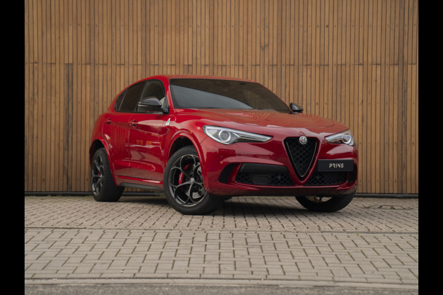 Alfa Romeo Stelvio 2.9 V6 AWD Quadrifoglio | Harman/Kardon | Rosso Competizione | Adapt. cruise | CarPlay | Carbon stuur