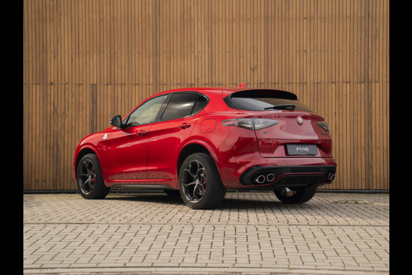 Alfa Romeo Stelvio 2.9 V6 AWD Quadrifoglio | Harman/Kardon | Rosso Competizione | Adapt. cruise | CarPlay | Carbon stuur