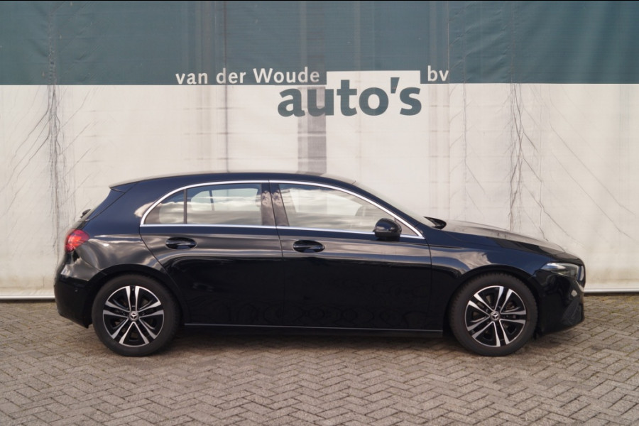 Mercedes-Benz A-Klasse 180 Automaat Luxury Line -LED-ECC-PDC-CAM-