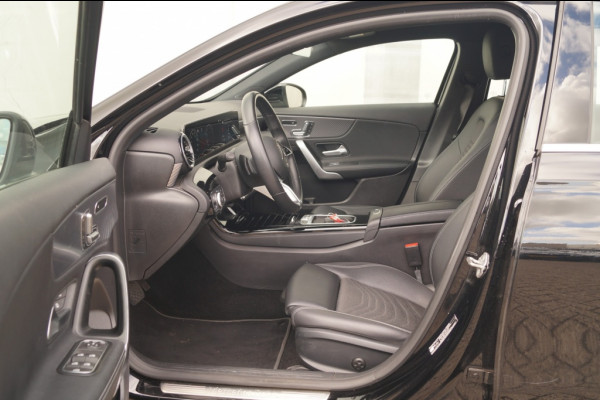 Mercedes-Benz A-Klasse 180 Automaat Luxury Line -LED-ECC-PDC-CAM-