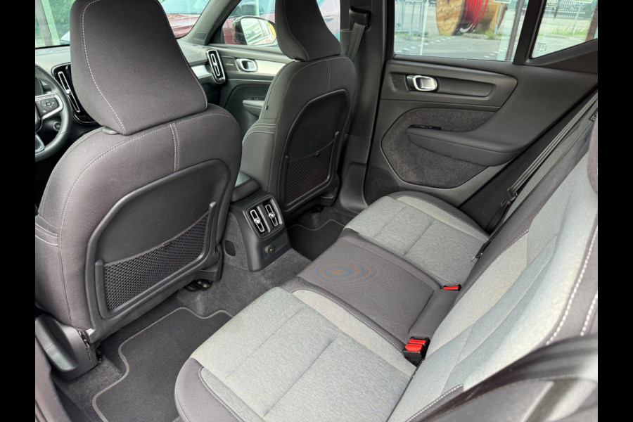 Volvo XC40 1.5 T4 Plug-in hybrid Plus Dark - Automaat - Navi - Climate - Parkeerhulp