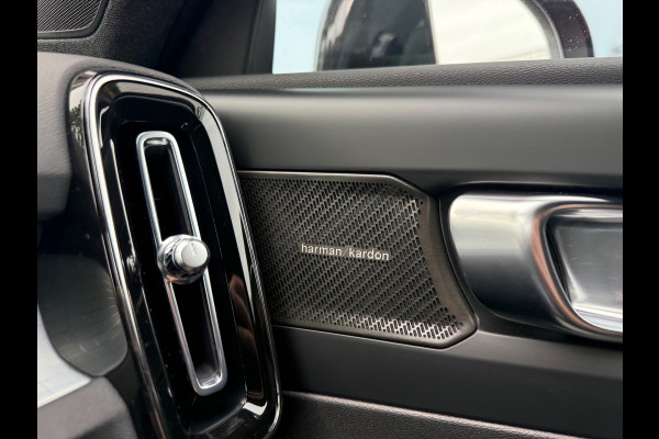 Volvo XC40 1.5 T4 Plug-in hybrid Plus Dark - Automaat - Navi - Climate - Parkeerhulp