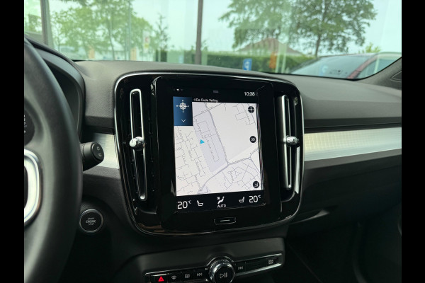 Volvo XC40 1.5 T4 Plug-in hybrid Plus Dark - Automaat - Navi - Climate - Parkeerhulp
