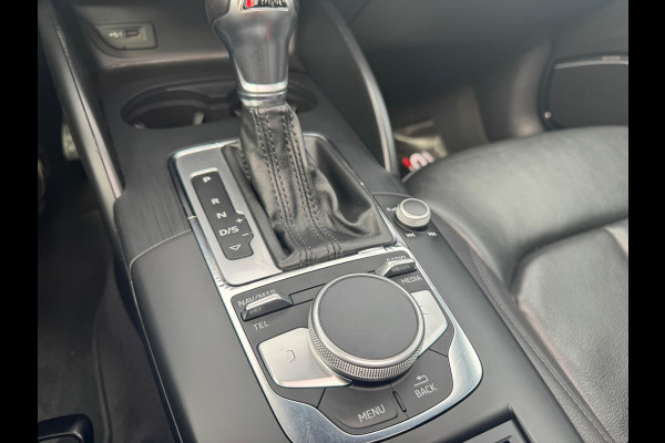 Audi A3 Sportback 35 TFSI Design S Tronic Panorama Leder Led