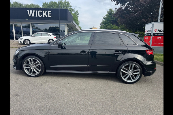 Audi A3 Sportback 35 TFSI Design S Tronic Panorama Leder Led