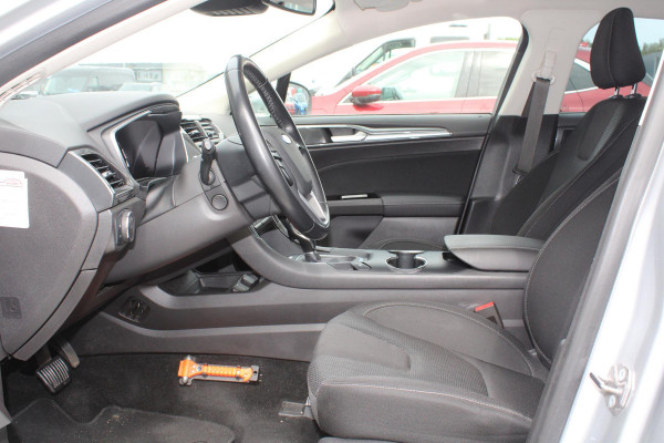 Ford Mondeo 2.0 IVCT HEV Titanium | Camera | Adaptieve Cruise Control | Navigatie | Stoelverwarming | Sony Audio