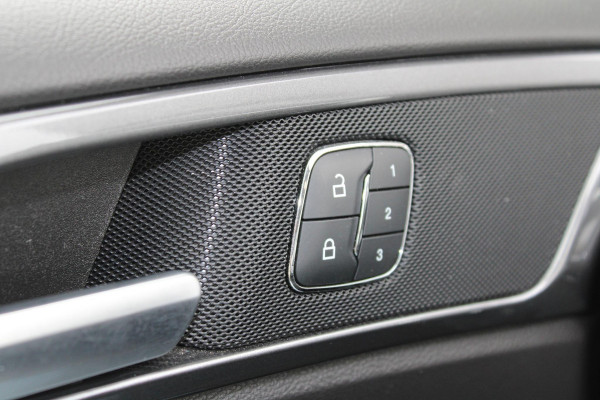 Ford Mondeo 2.0 IVCT HEV Titanium | Camera | Adaptieve Cruise Control | Navigatie | Stoelverwarming | Sony Audio