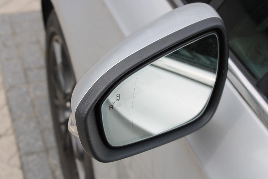 Ford Mondeo 2.0 IVCT HEV Titanium | Camera | Adaptieve Cruise Control | Navigatie | Stoelverwarming | Sony Audio