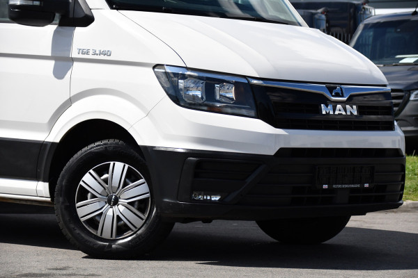 MAN TGE 35 2.0 L3H3 Edition Camera, Cruise, Carplay, 140pk, Multimedia, Geveerde stoel, Trekhaak, Uniek!