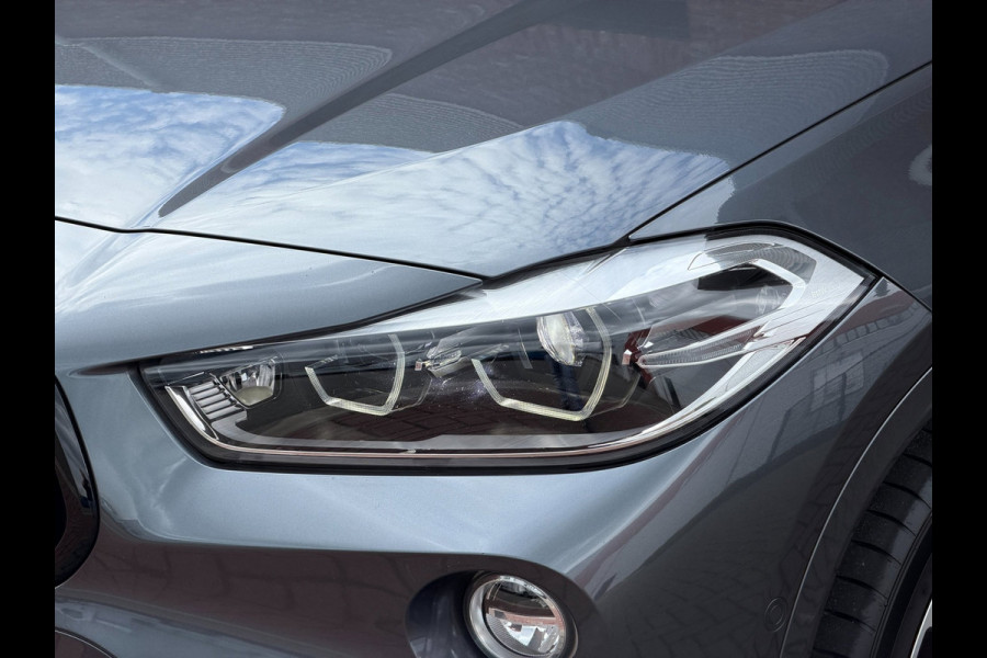 BMW X2 SDrive20i M-Sport LED Pano Leder Camera Head-up H/K