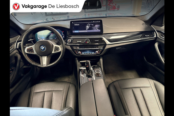 BMW 5 Serie Touring 530e xDrive High Executive/ leer/ pano/ navi/ trekhaak/ apple carplay