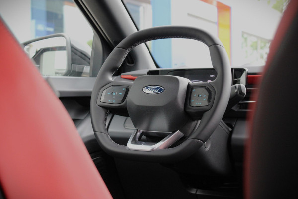 Ford Explorer Collection Extended Range RWD 79 kWh 286pk | Rijklaar | Ford Voorraad | Driver Assistance Pack | B&O Play | Wegklapbare Trekhaak