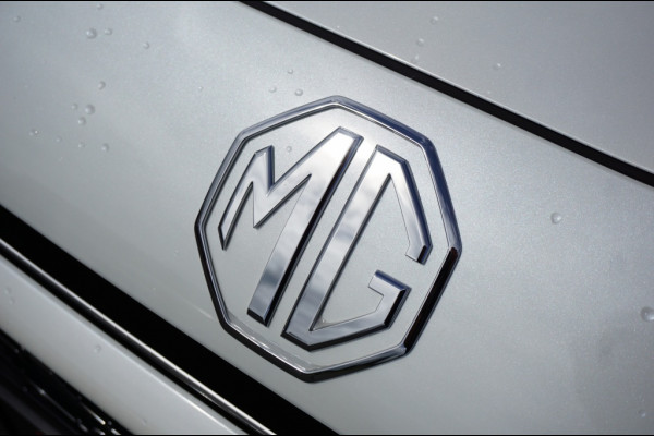 MG MG HS PHEV 272PK Luxury 1.500 TREKGEWICHT | 7 JR GARANTIE | 100KM EL. BEREI