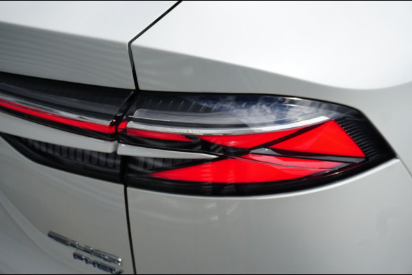 MG MG HS PHEV 272PK Luxury 1.500 TREKGEWICHT | 7 JR GARANTIE | 100KM EL. BEREI