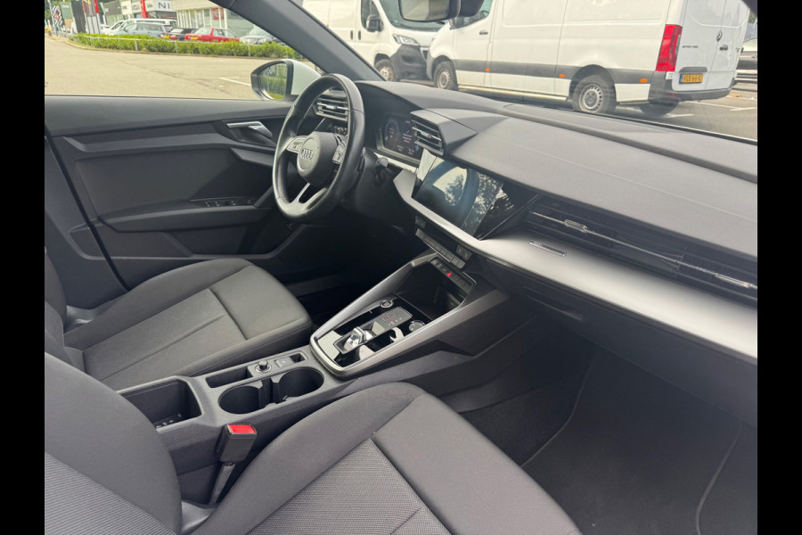 Audi A3 Sportback 40 TFSI e Edition Automaat Led