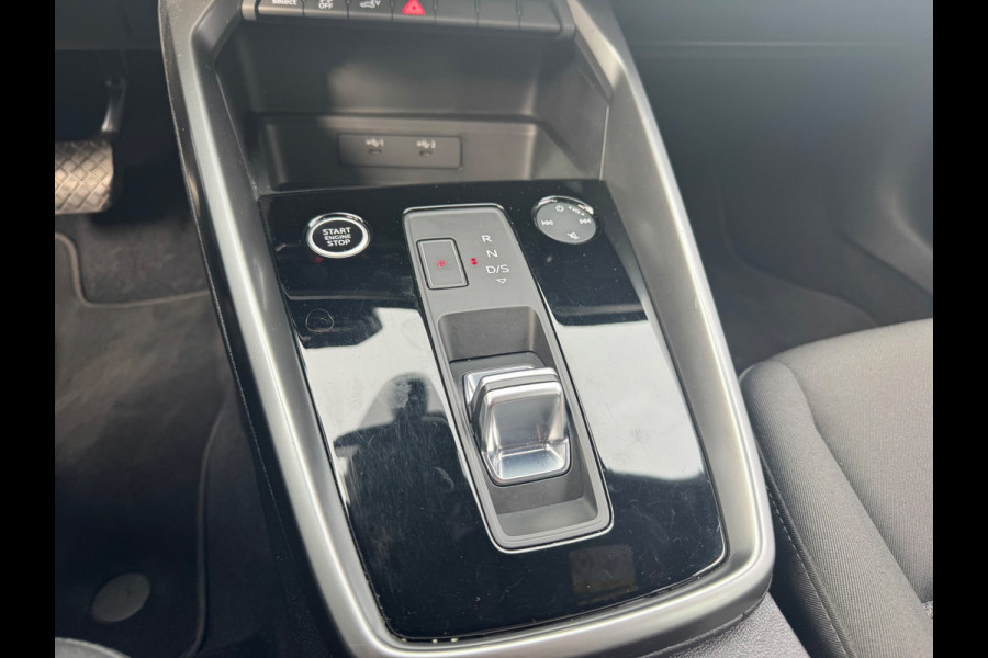 Audi A3 Sportback 40 TFSI e Edition Automaat Led