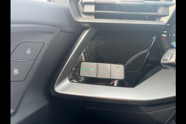 Audi A3 Sportback 40 TFSI e Edition Automaat Led