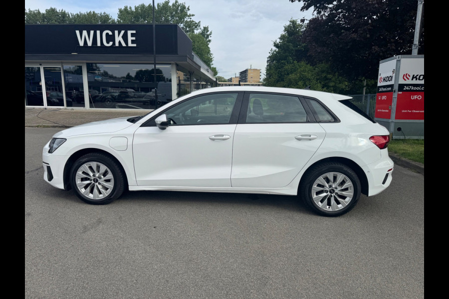 Audi A3 Sportback 40 TFSI e Edition Automaat Led