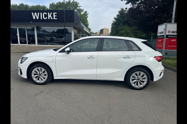 Audi A3 Sportback 40 TFSI e Edition Automaat Led