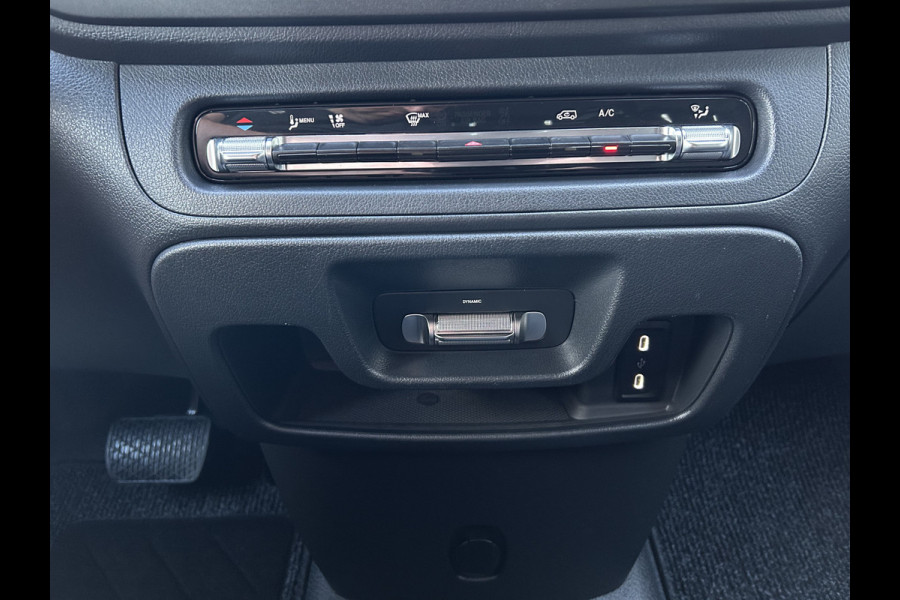 Mercedes-Benz Vito 119 CDI Pro Lang / LED / MBUX / Carplay / Camera / Parkeersensoren / Cruise control / Airco / 270 Graden achterdeuren