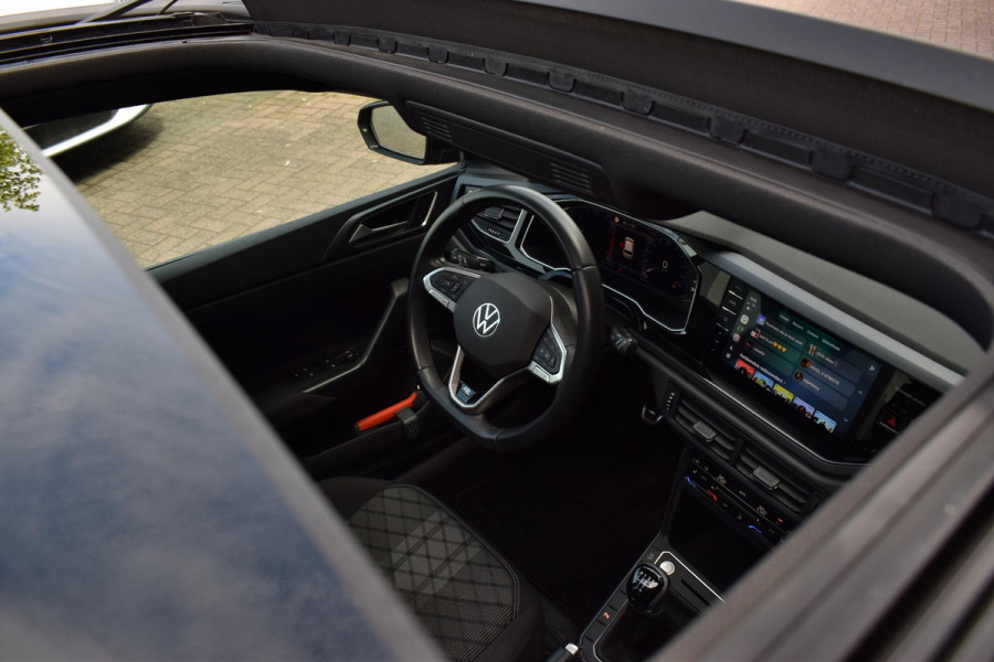 Volkswagen Polo 1.0 TSI R-Line Business | Pano | IQ | Beats | Stoelverwarming