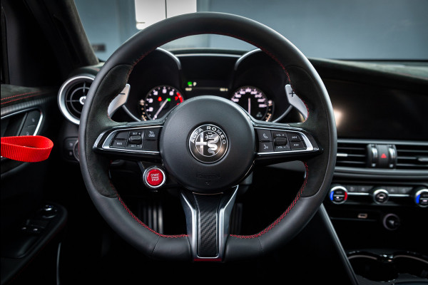 Alfa Romeo Giulia 2.9 V6 Quadrifoglio GTAm / PPF / 1e eig. / Keramisch / Nieuwstaat / 6-punt