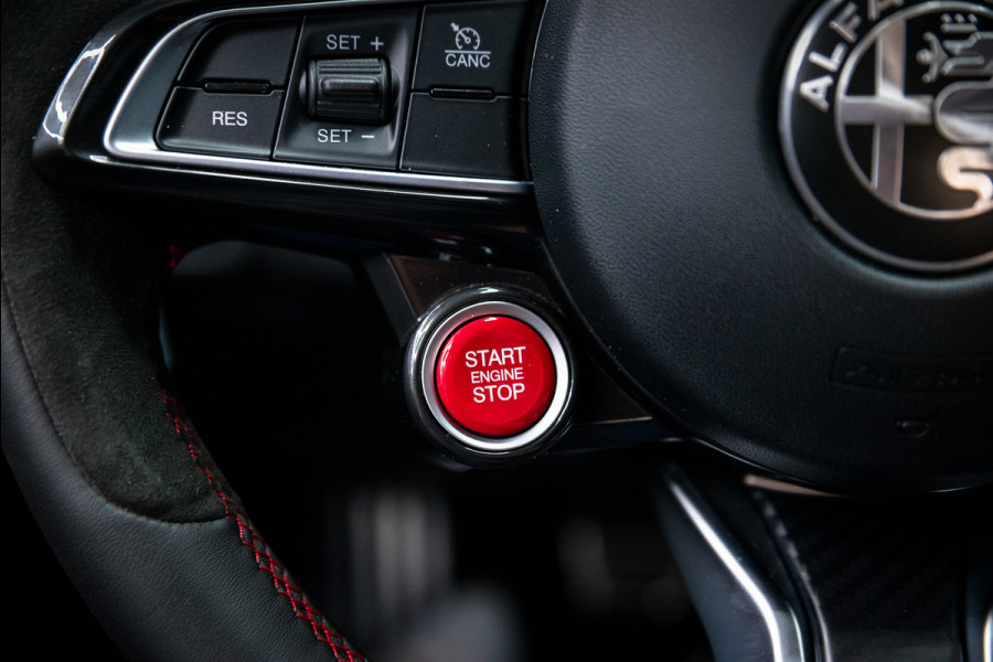 Alfa Romeo Giulia 2.9 V6 Quadrifoglio GTAm / PPF / 1e eig. / Keramisch / Nieuwstaat / 6-punt