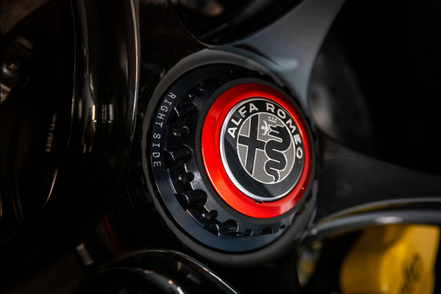 Alfa Romeo Giulia 2.9 V6 Quadrifoglio GTAm / PPF / 1e eig. / Keramisch / Nieuwstaat / 6-punt