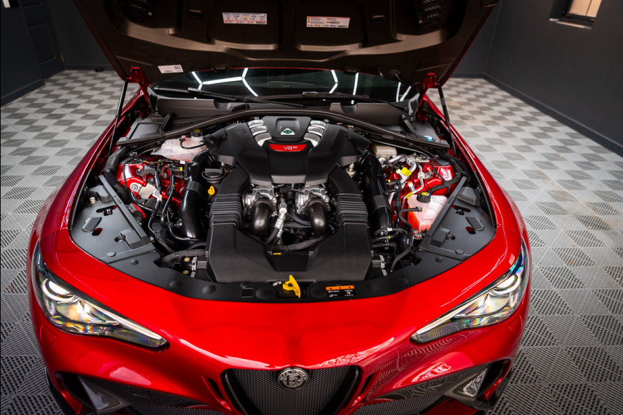 Alfa Romeo Giulia 2.9 V6 Quadrifoglio GTAm / PPF / 1e eig. / Keramisch / Nieuwstaat / 6-punt