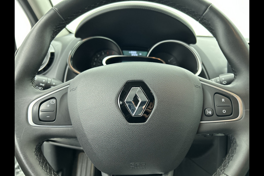 Renault Clio Estate 0.9 TCe Limited 90PK / Pdc. / Airco / Navigatie / Radio multimedia / Apk 06-2028