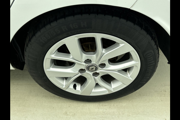 Renault Clio Estate 0.9 TCe Limited 90PK / Pdc. / Airco / Navigatie / Radio multimedia / Apk 06-2028