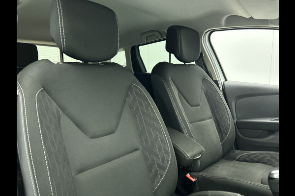 Renault Clio Estate 0.9 TCe Limited 90PK / Pdc. / Airco / Navigatie / Radio multimedia / Apk 06-2028