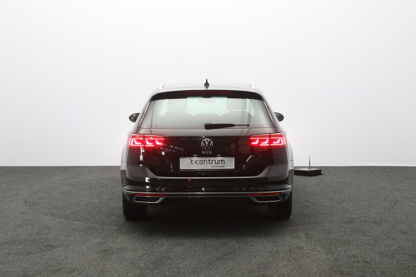 Volkswagen Passat Variant 1.4 TSI PHEV 218 PK GTE Business, Leder-Alcantara, 18" LM, Winterpakket, Carplay, Massage