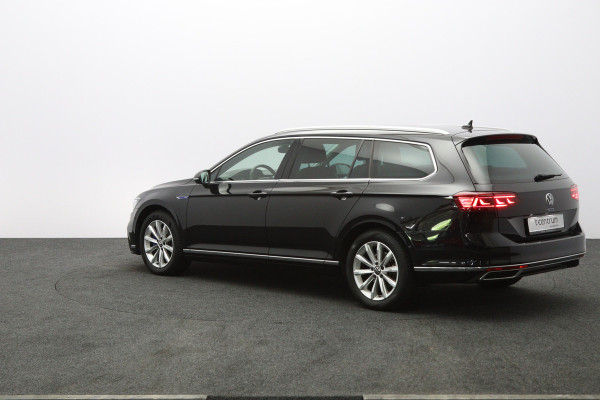 Volkswagen Passat Variant 1.4 TSI PHEV 218 PK GTE Business, Leder-Alcantara, 18" LM, Winterpakket, Carplay, Massage