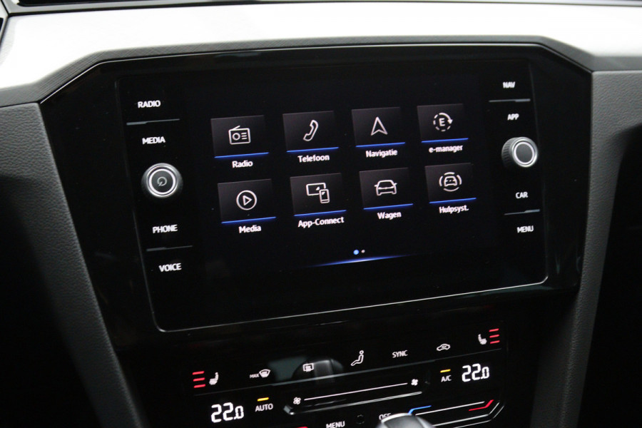 Volkswagen Passat Variant 1.4 TSI PHEV 218 PK GTE Business, Leder-Alcantara, 18" LM, Winterpakket, Carplay, Massage