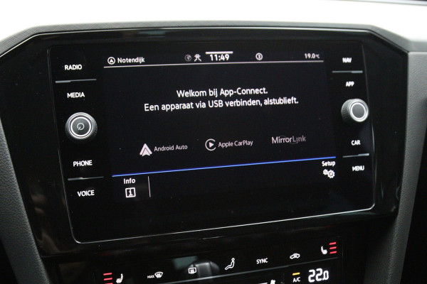 Volkswagen Passat Variant 1.4 TSI PHEV 218 PK GTE Business, Leder-Alcantara, 18" LM, Winterpakket, Carplay, Massage