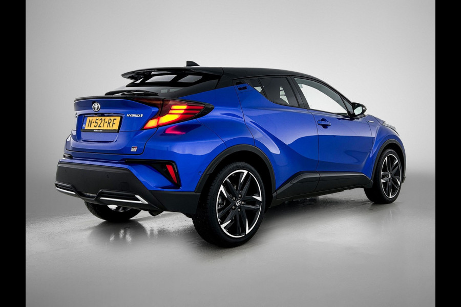 Toyota C-HR 2.0 Hybrid GR-Sport / Pdc+Camera / Airco-ecc./ Navigatie / Xenon / 1/2 Leder / Radio multimedia / Apk 02-2026