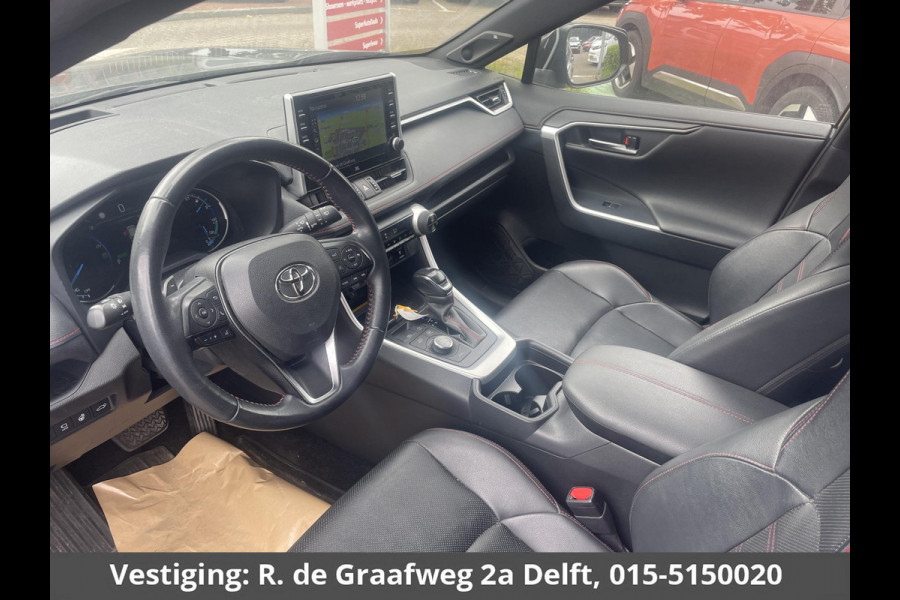 Toyota RAV4 2.5 Plug-in Hybrid AWD Bi-Tone Plus 1500 KG trekgewicht | JBL Audio | Stoelverwarming & ventilatie | Memory Seats | Navigatie