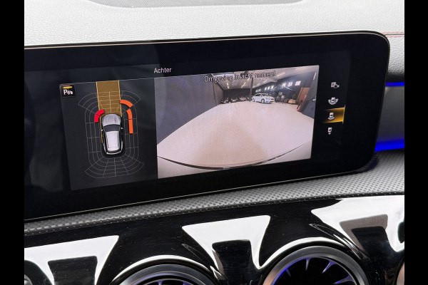 Mercedes-Benz CLA-Klasse Shooting Brake 200 Business Solution AMG | Pano | Sfeerverl. | Burmester | Keyless