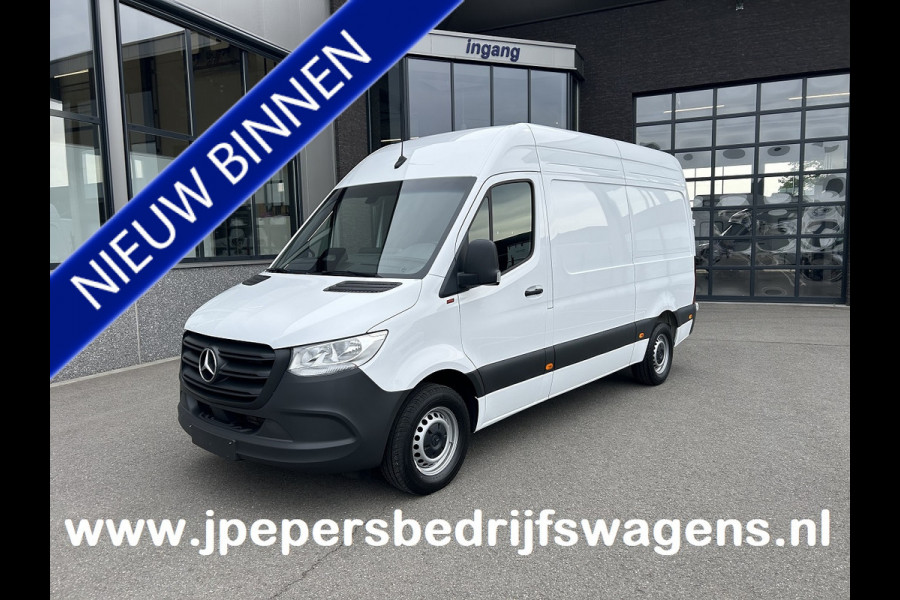 Mercedes-Benz Sprinter 315 CDI L2 H2 RWD Pro MBUX / Trekhaak / Camera / Cruise control / Airco / 270 Graden achterdeuren
