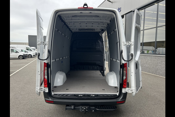 Mercedes-Benz Sprinter 315 CDI L2 H2 RWD Pro MBUX / Trekhaak / Camera / Cruise control / Airco / 270 Graden achterdeuren