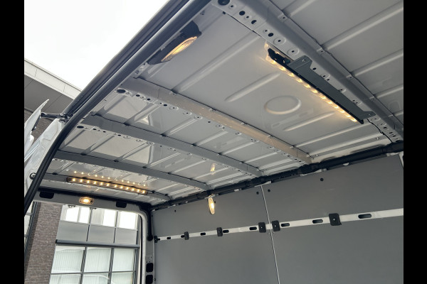Mercedes-Benz Sprinter 315 CDI L2 H2 RWD Pro MBUX / Trekhaak / Camera / Cruise control / Airco / 270 Graden achterdeuren