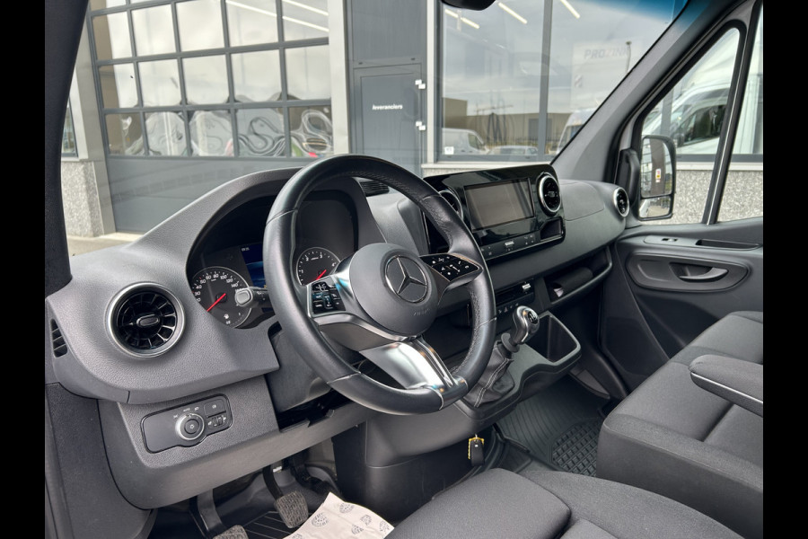 Mercedes-Benz Sprinter 315 CDI L2 H2 RWD Pro MBUX / Trekhaak / Camera / Cruise control / Airco / 270 Graden achterdeuren