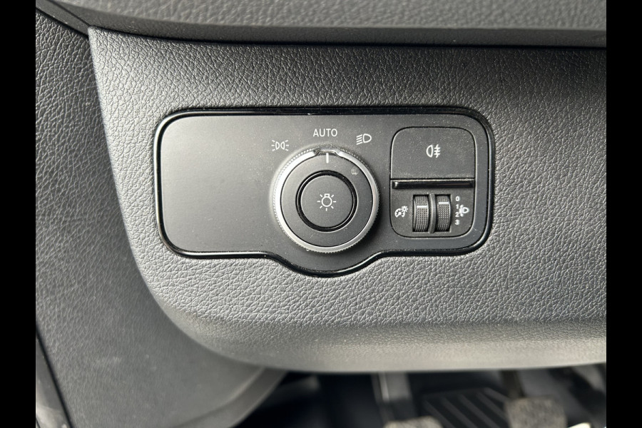 Mercedes-Benz Sprinter 315 CDI L2 H2 RWD Pro MBUX / Trekhaak / Camera / Cruise control / Airco / 270 Graden achterdeuren