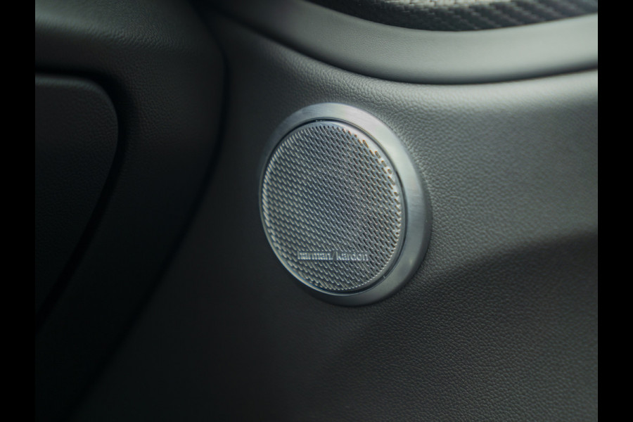 Alfa Romeo Giulia 2.9 V6 Quadrifoglio | Akrapovic | Carbon stoelen | Harman/Kardon | Facelift | Adapt. cruise