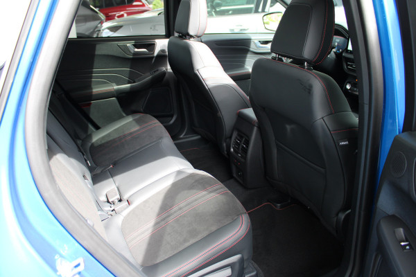 Ford Kuga 2.5 PHEV ST-Line X | NIEUW! | Panoramadak | AGR | 20' Lichtmetalen velgen