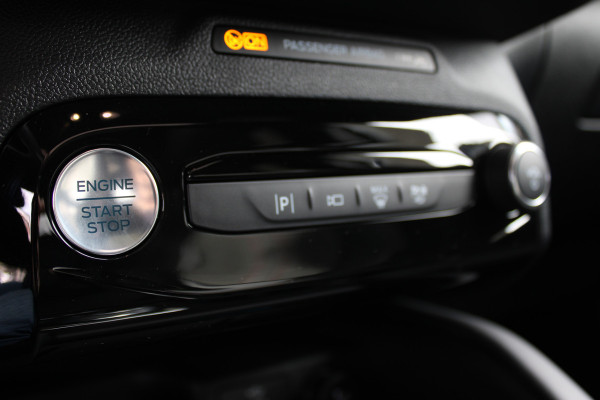 Ford Kuga 2.5 PHEV ST-Line X | NIEUW! | Panoramadak | AGR | 20' Lichtmetalen velgen