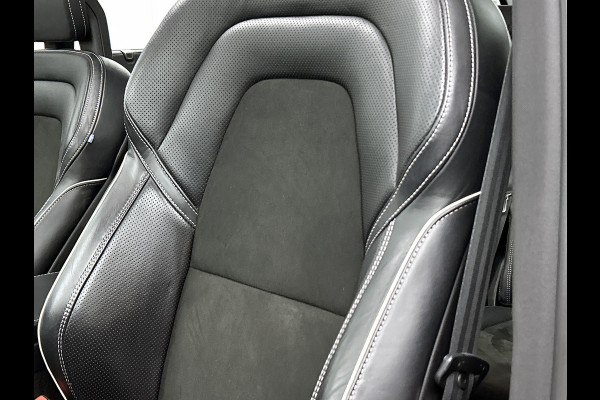 Volvo XC90 2.0 T8 AWD R-Design / SOH 88% / Panoramadak / Trekhaak / Leder-sport / Pdc+Camera / Xenon / 7Pers. / Apk 11-2026