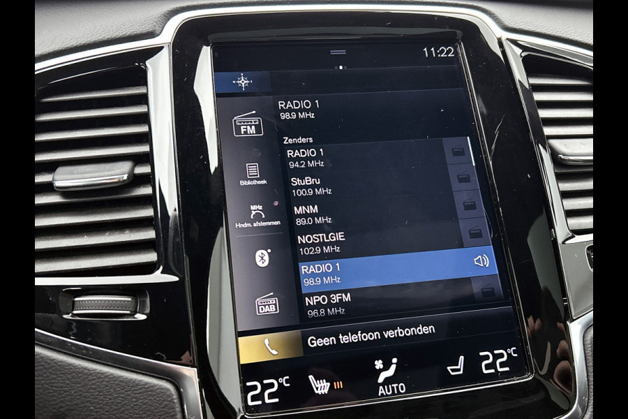 Volvo XC90 2.0 T8 AWD R-Design / SOH 88% / Panoramadak / Trekhaak / Leder-sport / Pdc+Camera / Xenon / 7Pers. / Apk 11-2026