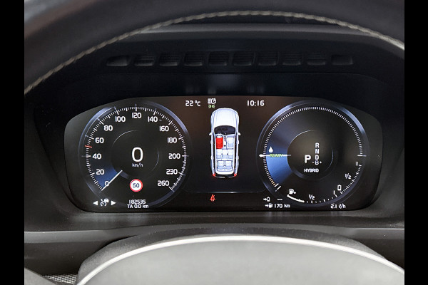 Volvo XC90 2.0 T8 AWD R-Design / SOH 88% / Panoramadak / Trekhaak / Leder-sport / Pdc+Camera / Xenon / 7Pers. / Apk 11-2026